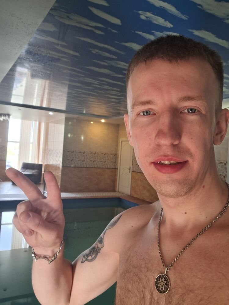 ,   Alexander, 28 ,   ,   