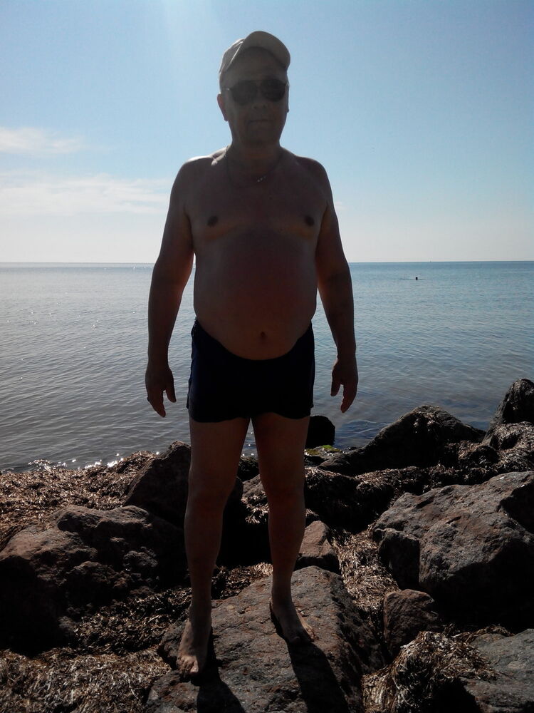  ,   Yuriy, 65 ,  