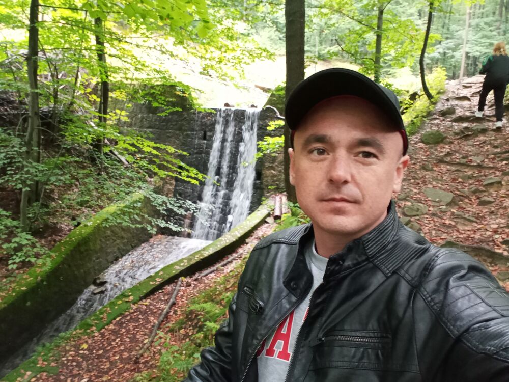  24304108  Nikolas, 33 ,    Gliwice
