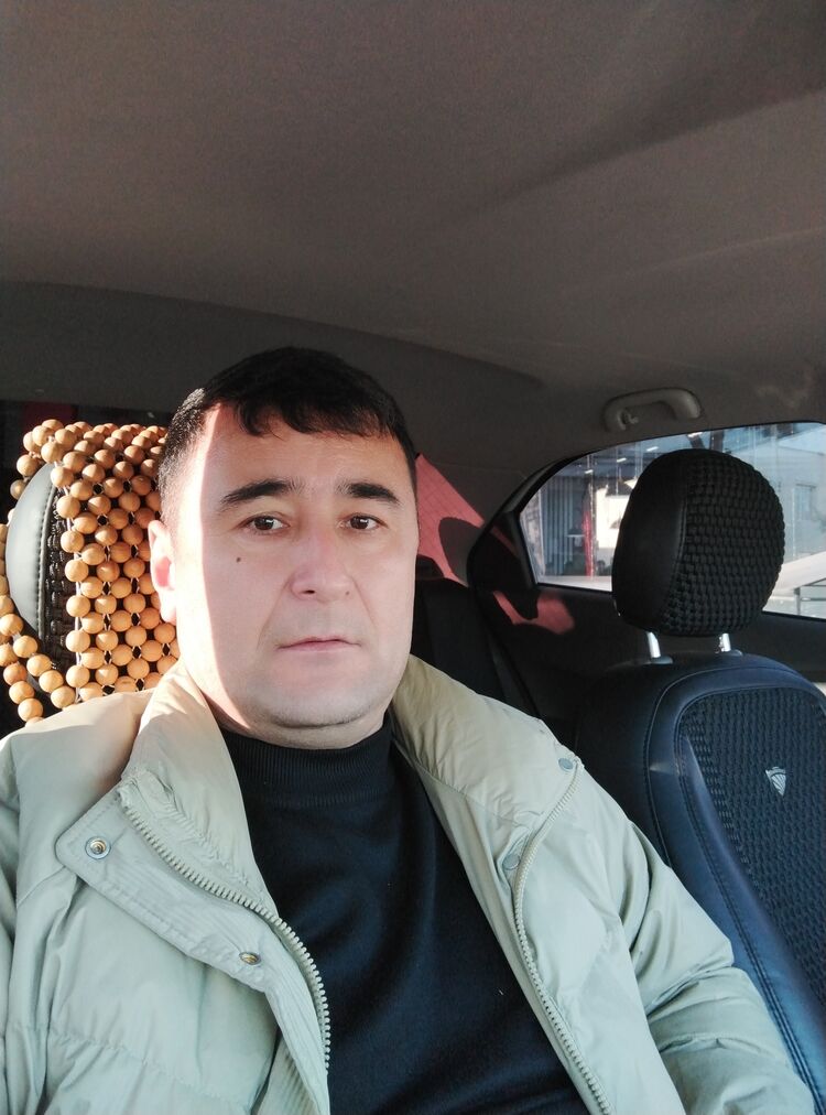  52354688  , 40 ,    