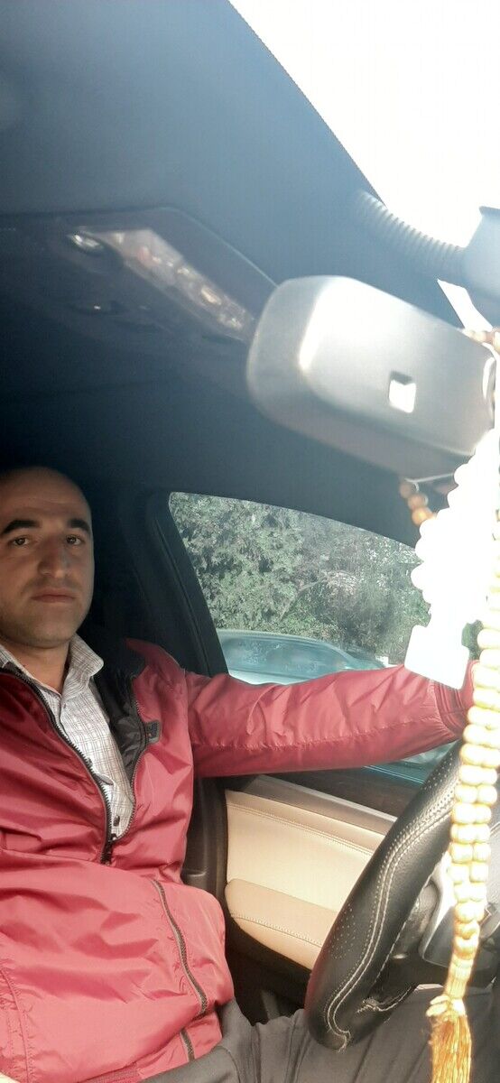  ,   Parviz, 37 ,   ,   , c , 