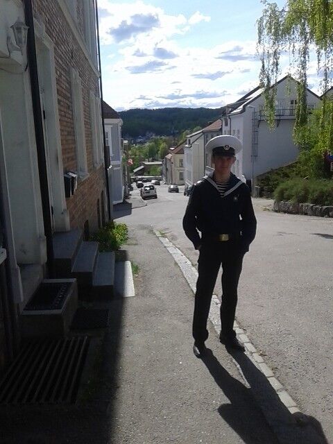  8427988  , 29 ,    -