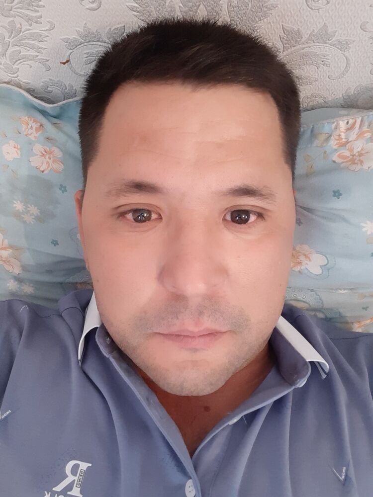  24151648  Bunyat, 43 ,    