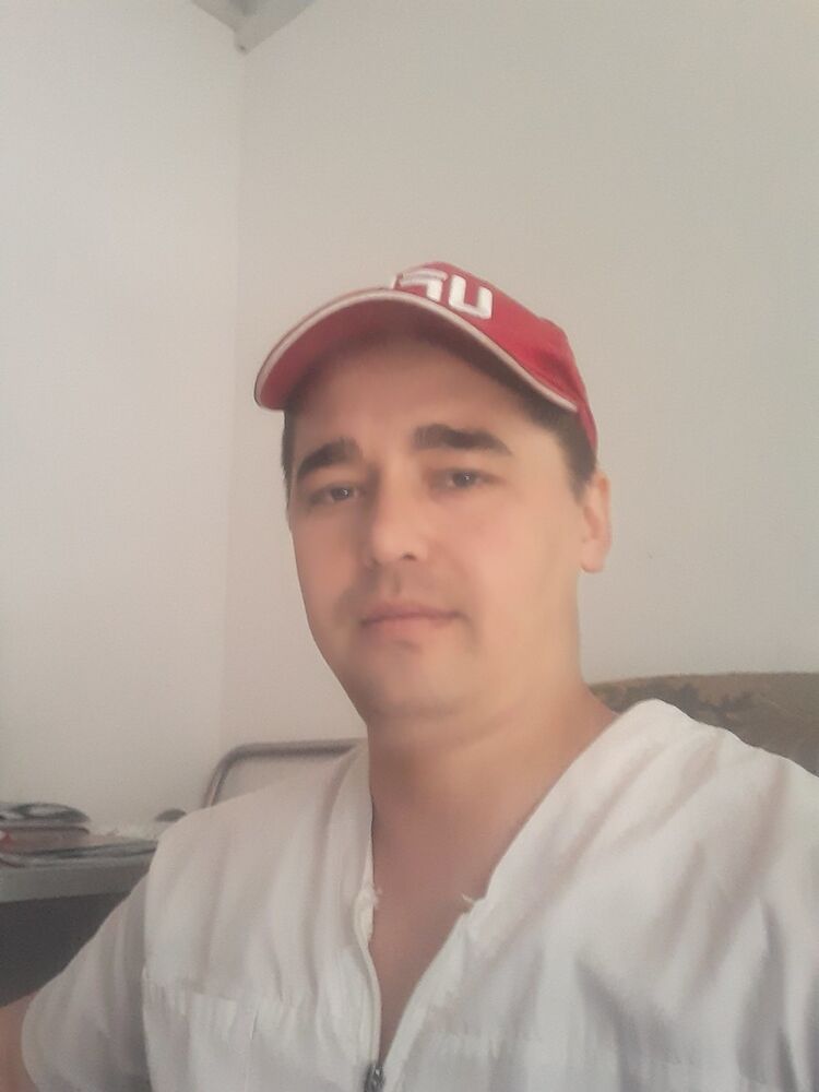  19428858  Eldorbek, 33 ,    