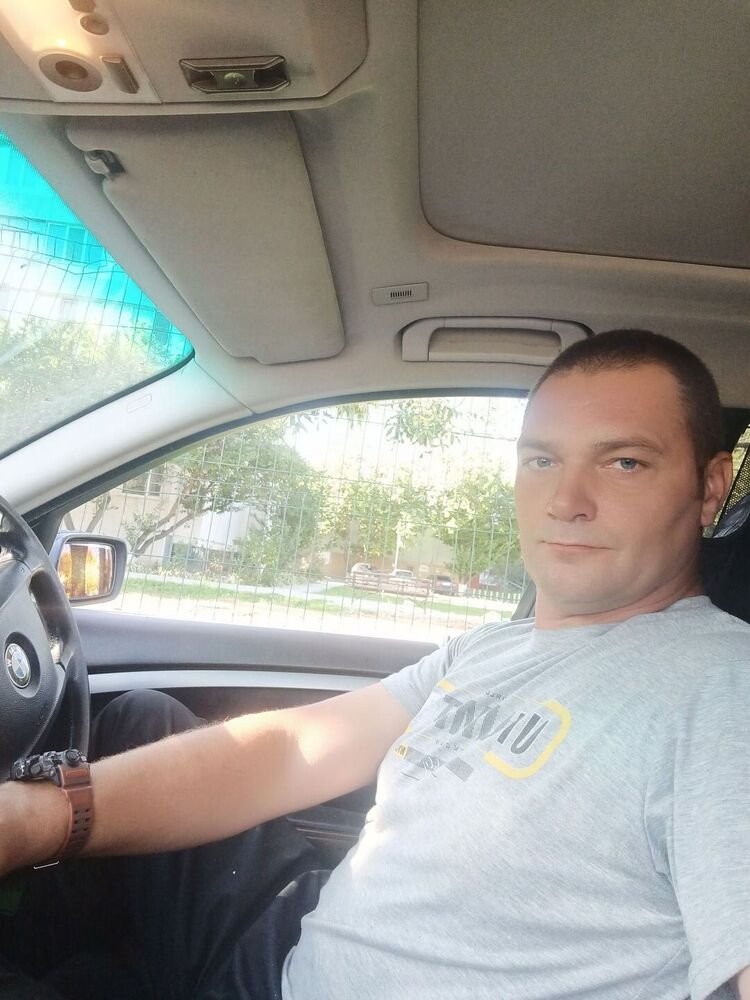  46081188  , 44 ,    