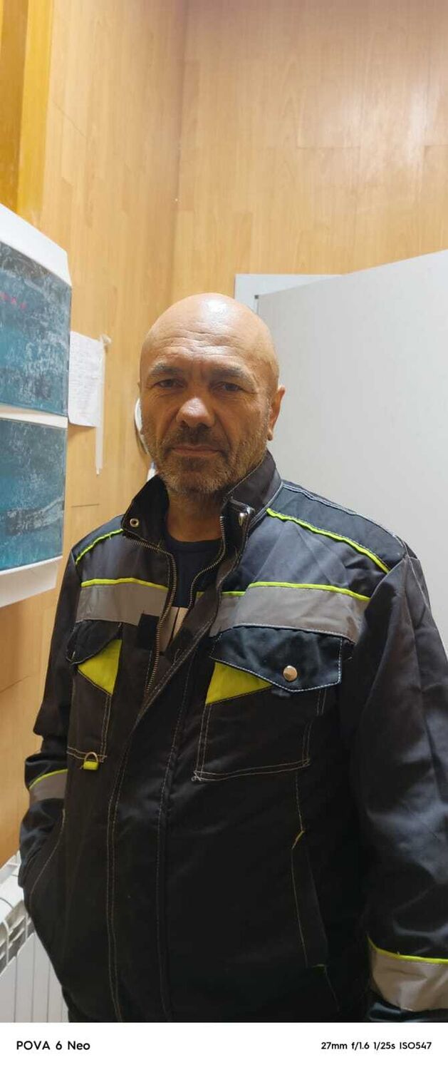  -,   , 47 ,   