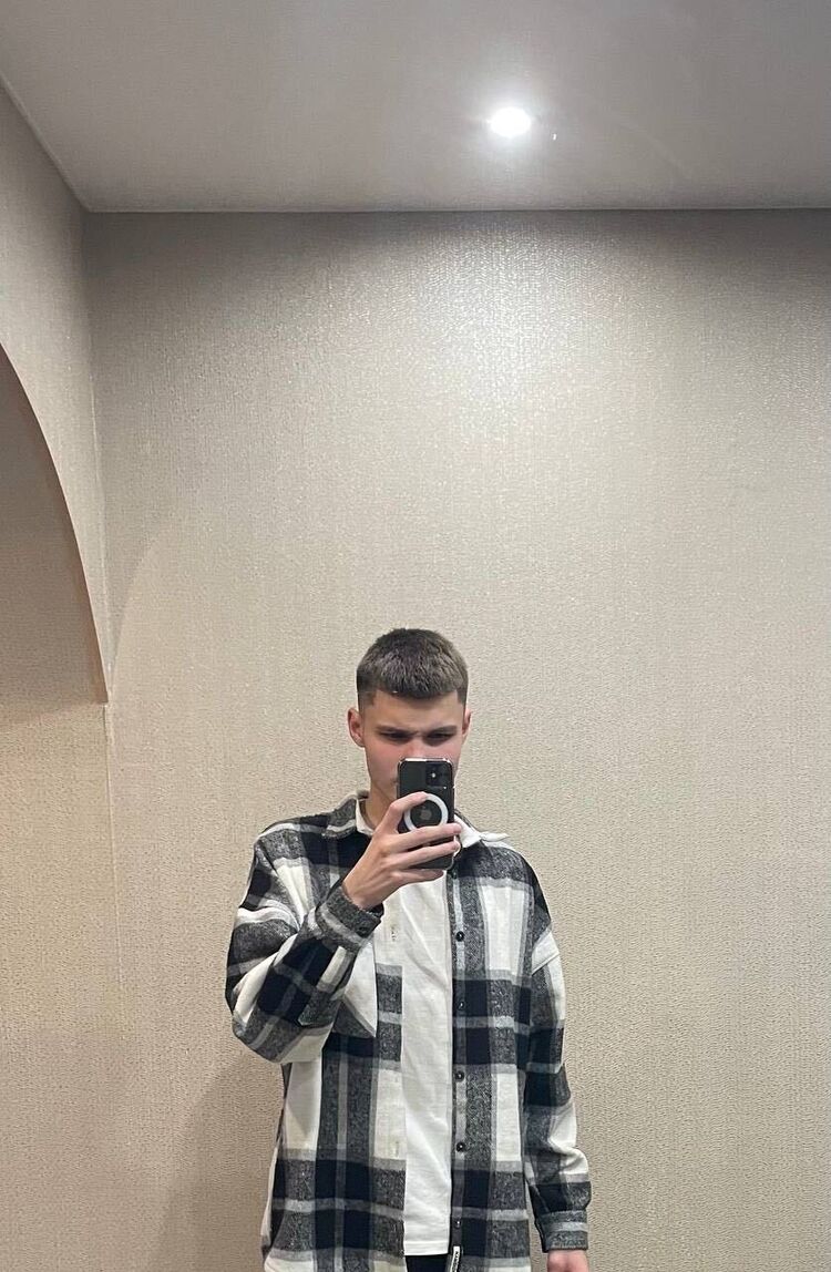  44868938  , 21 ,    