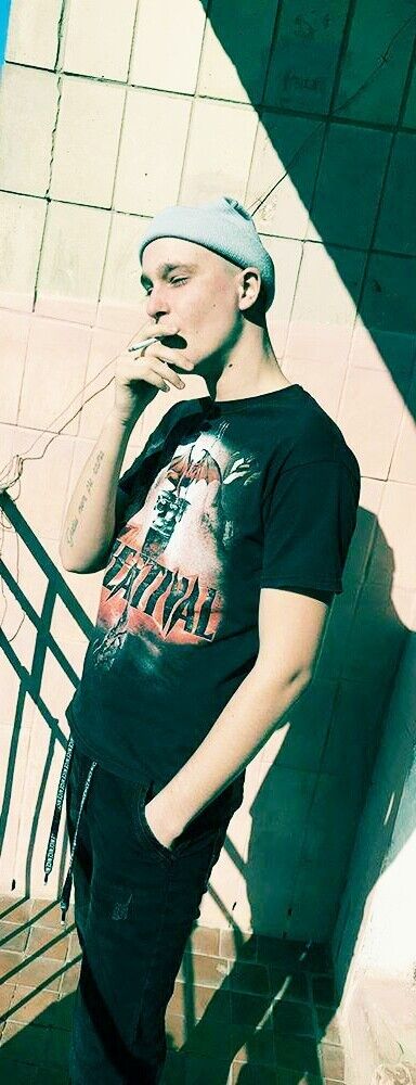  17328708  Sergey, 25 ,    