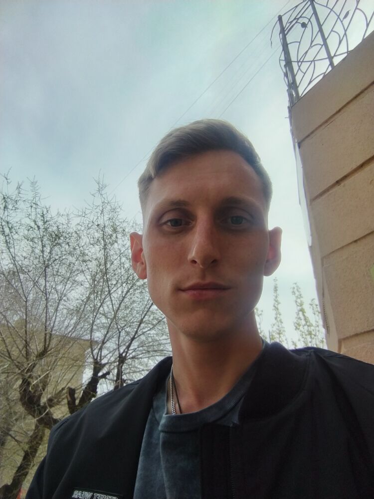  33639918  , 28 ,    