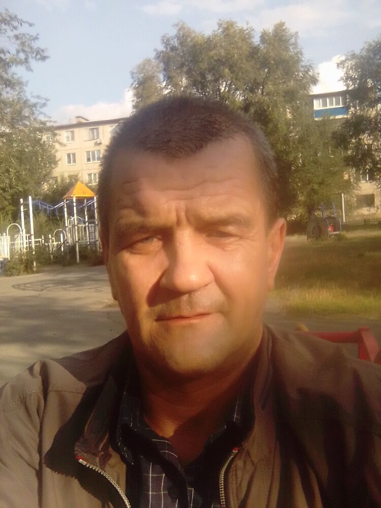  44364198  , 53 ,    