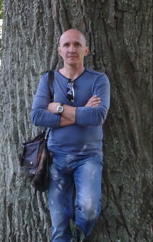  16475448  Yuriy, 51 ,    