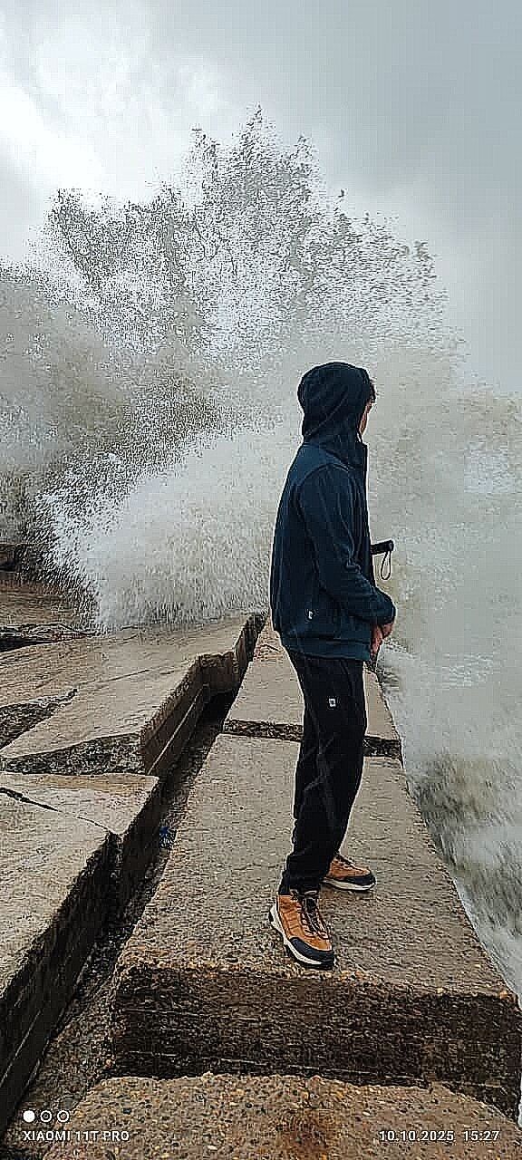 ���������� �����, ���� ����� MoeSTRo, 25 ���, ������������ ��� ���������