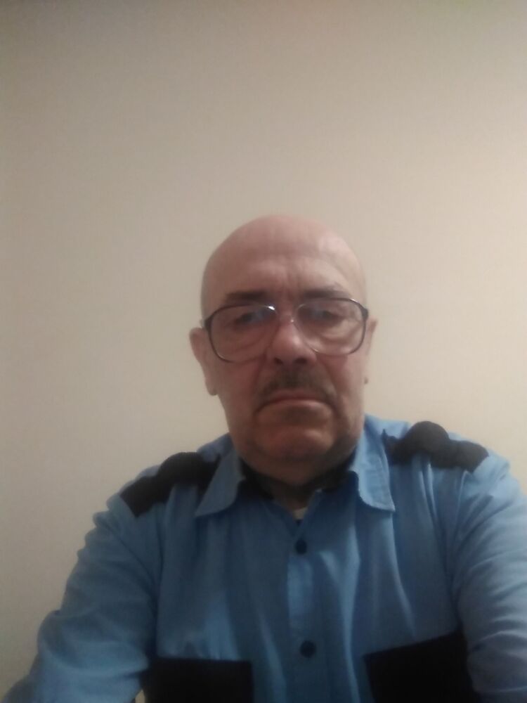  41729898  , 68 ,    
