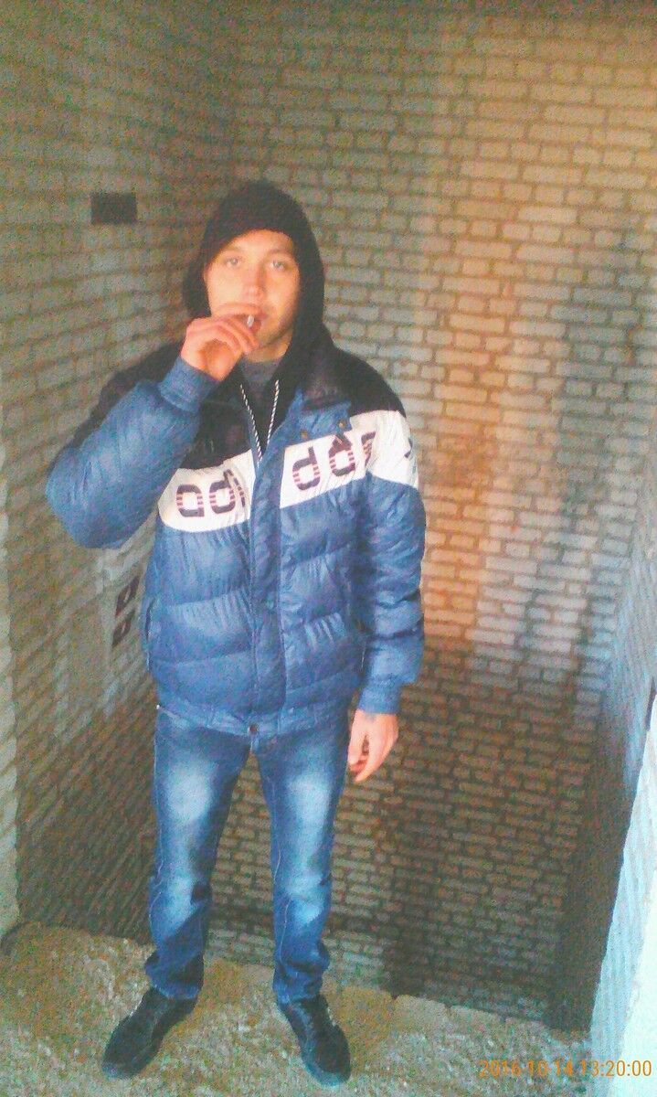  ,   Sasha, 31 ,  