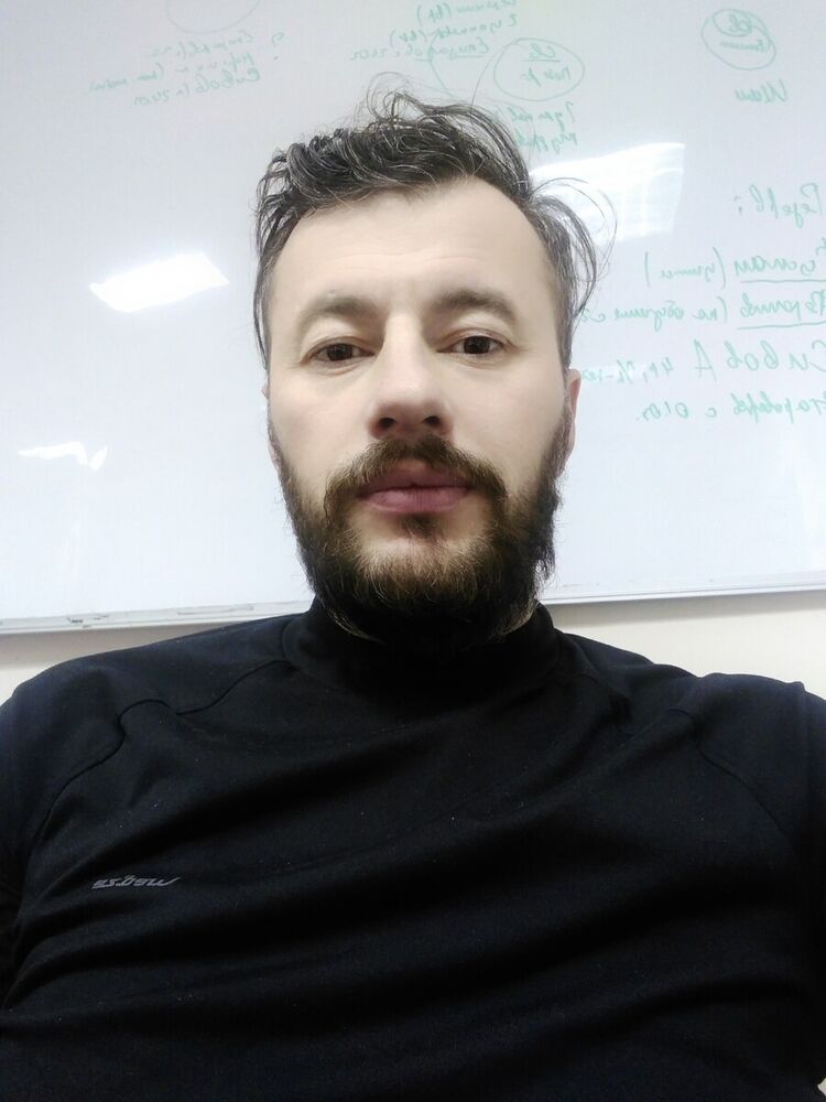  ,   Ruslan, 44 ,   ,   , c 