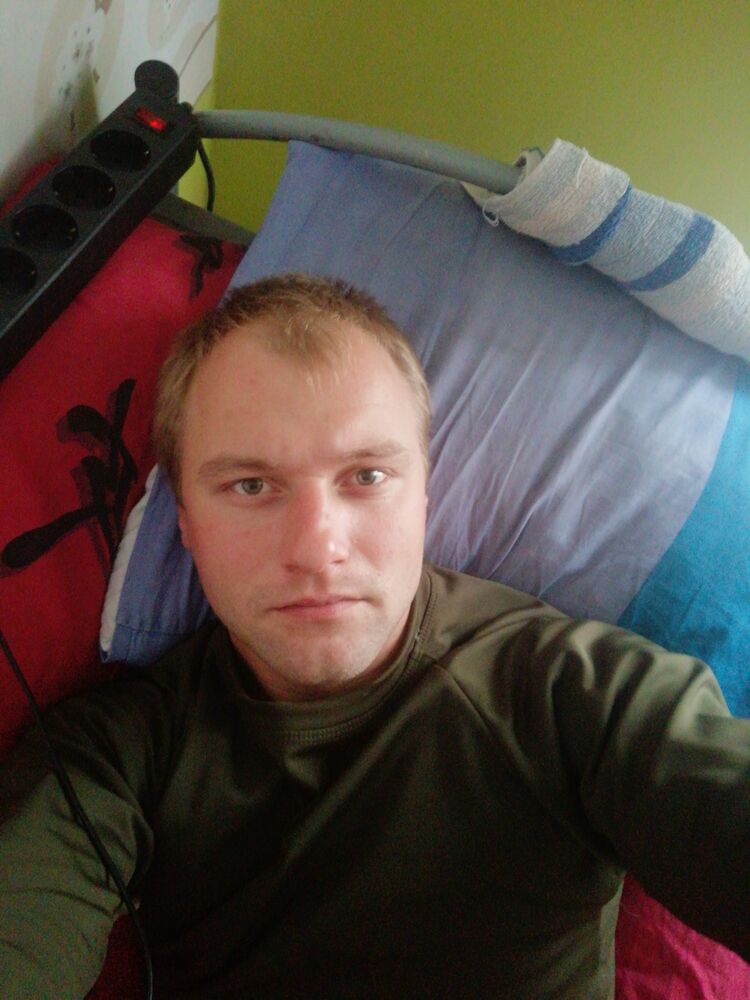  ,   Andrey, 31 ,   , 