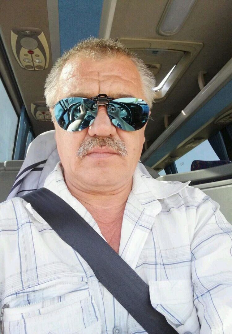  33457928  , 60 ,    