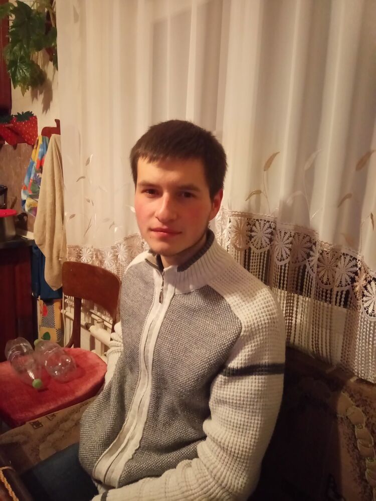  19856708  Vadim, 29 ,    -