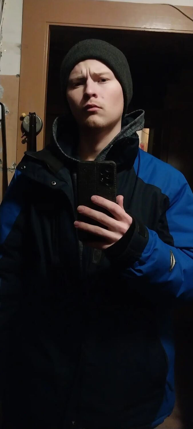  43791348  , 22 ,    