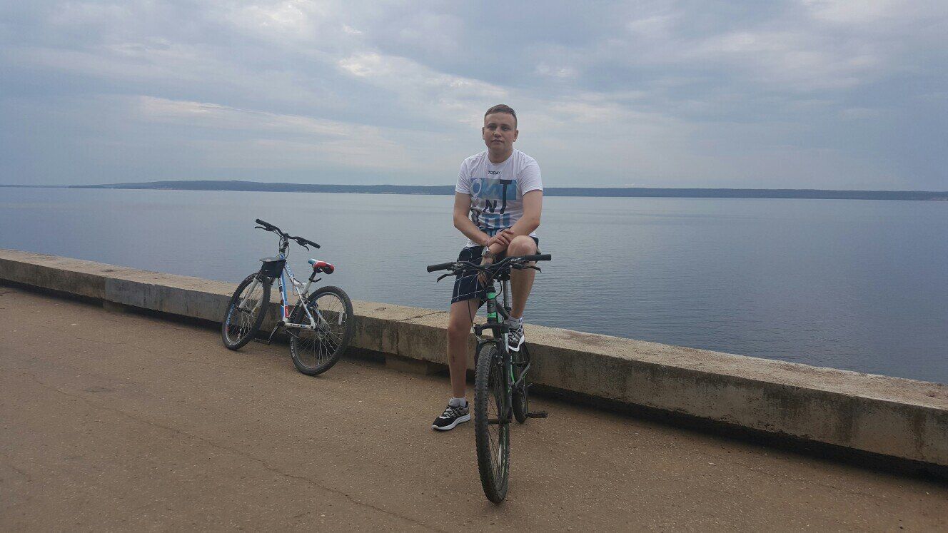  ,   Vladislav, 37 ,   ,   , c 