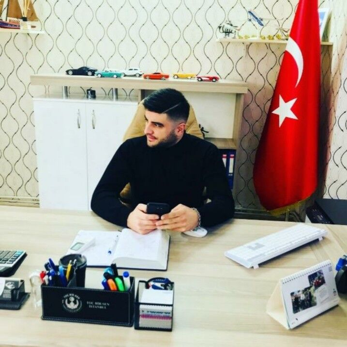 Kadikoy,   Aras, 30 ,   ,   , c 
