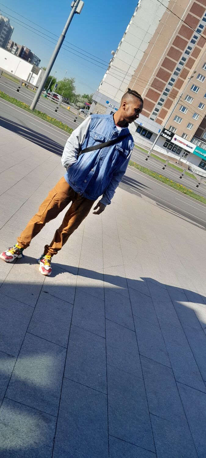  34505768   , 32 ,    