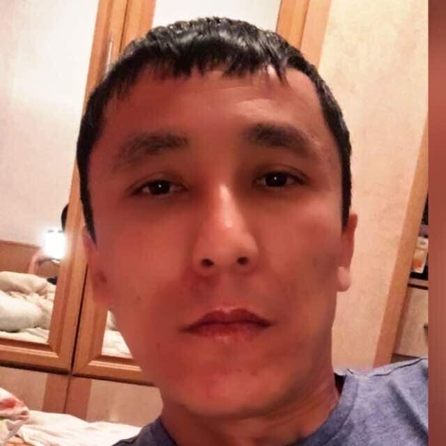  48112838  , 18 ,    