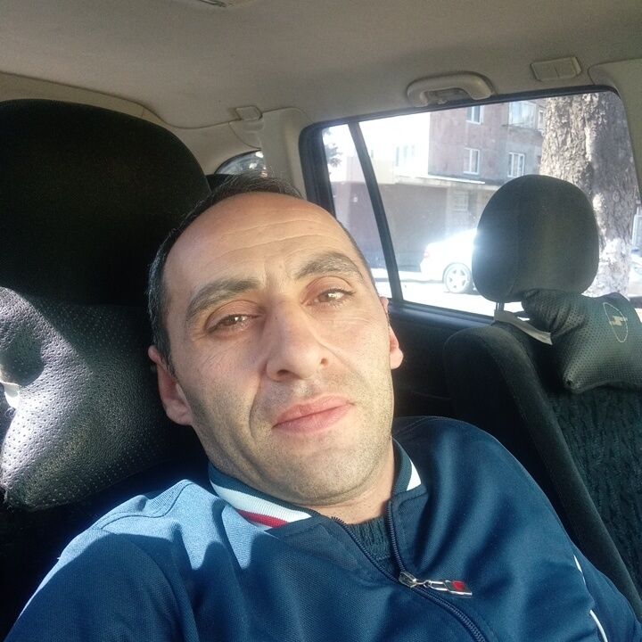  ,   Edgar, 43 ,   ,   