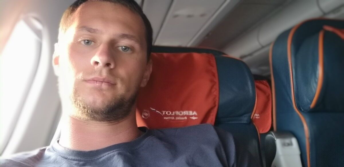  ,   Artem, 32 ,   ,   , c 