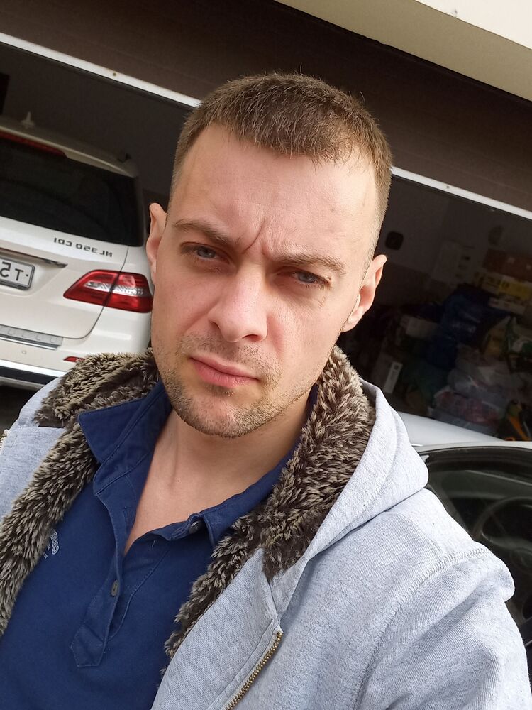  33325038  , 35 ,    