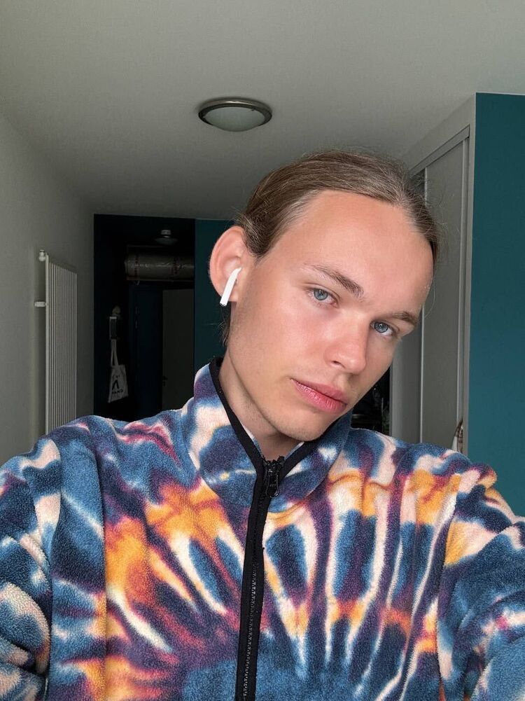 ���� 45688298 ����� ����, 24 ����, ���� ���������� � ������