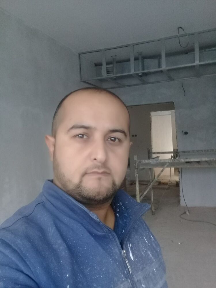  ,   Farruh, 43 ,   