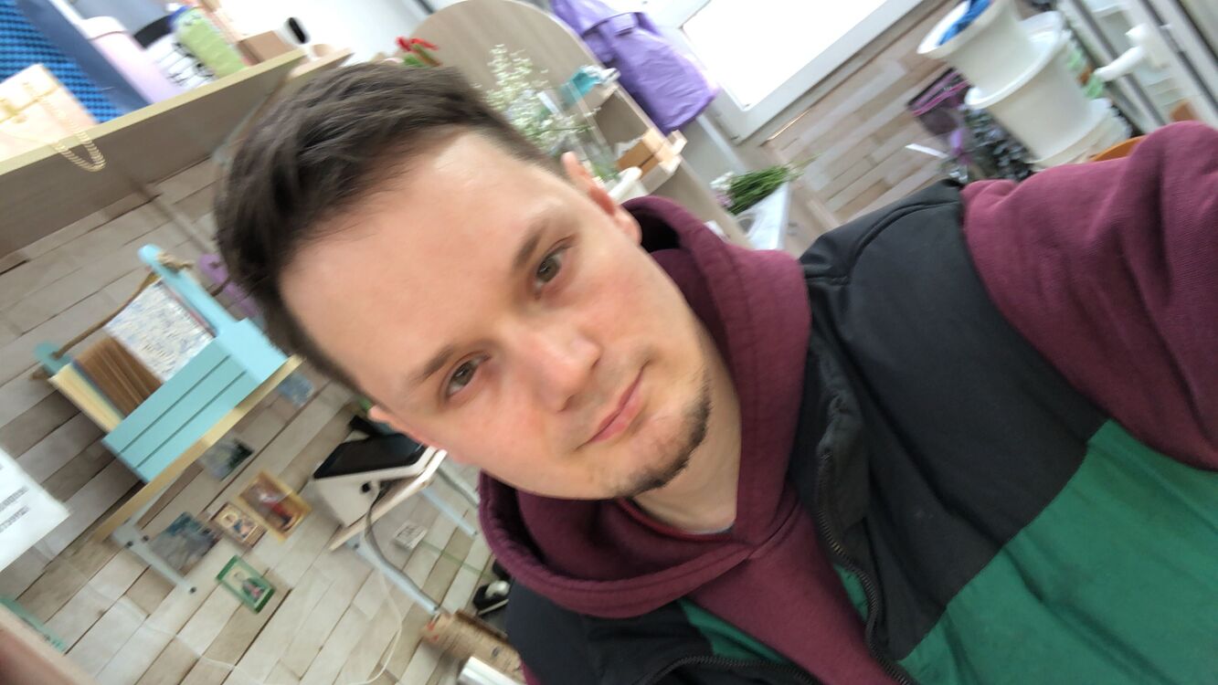  52164168  , 33 ,    -