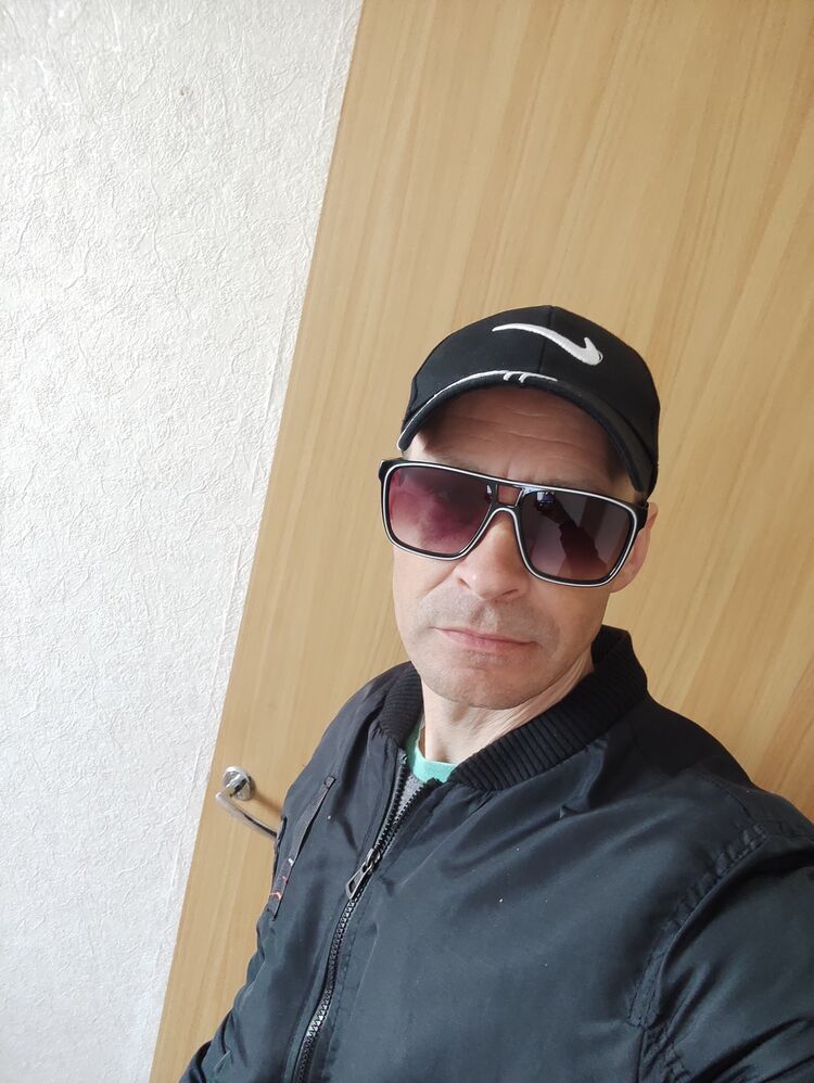  42548448  , 45 ,    Santa Fe