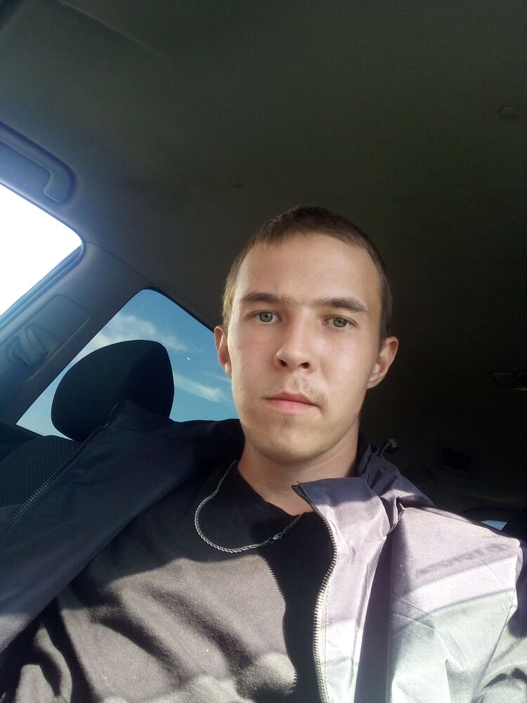  27515088  Bogdan, 28 ,    