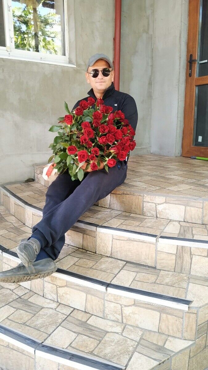  ,   Nik, 35 ,   ,   , c 