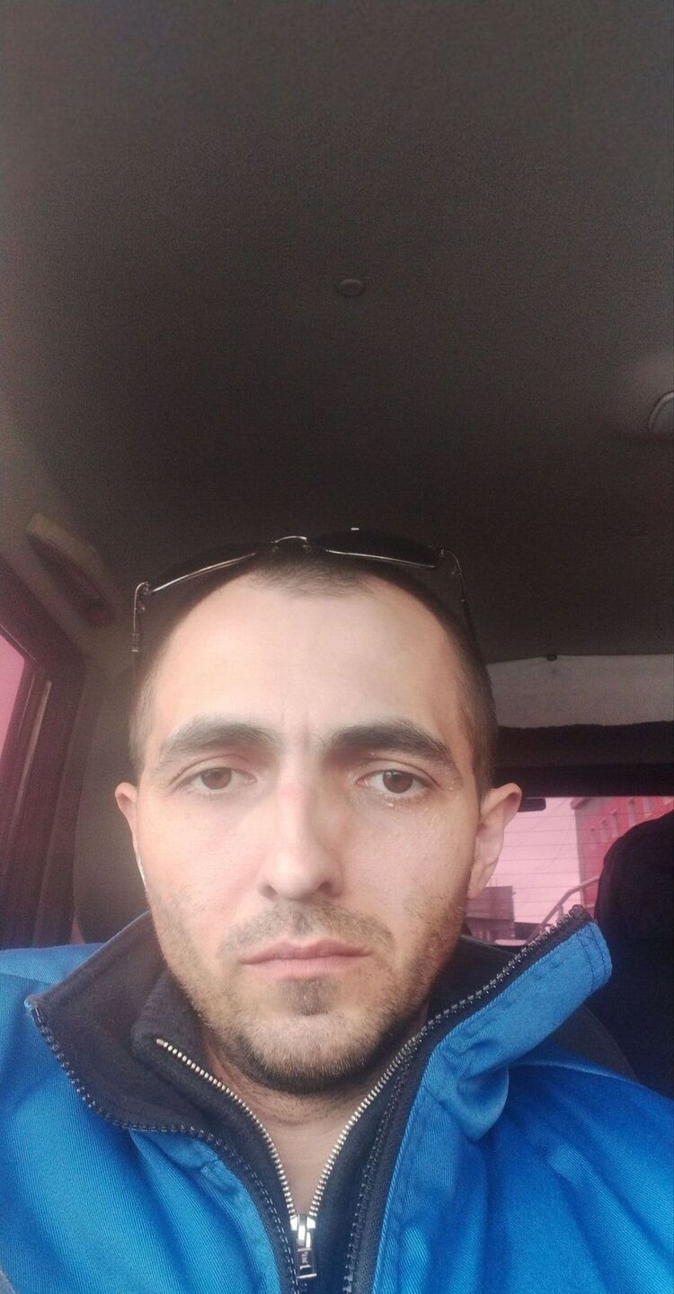  43704308  Fida, 34 ,     