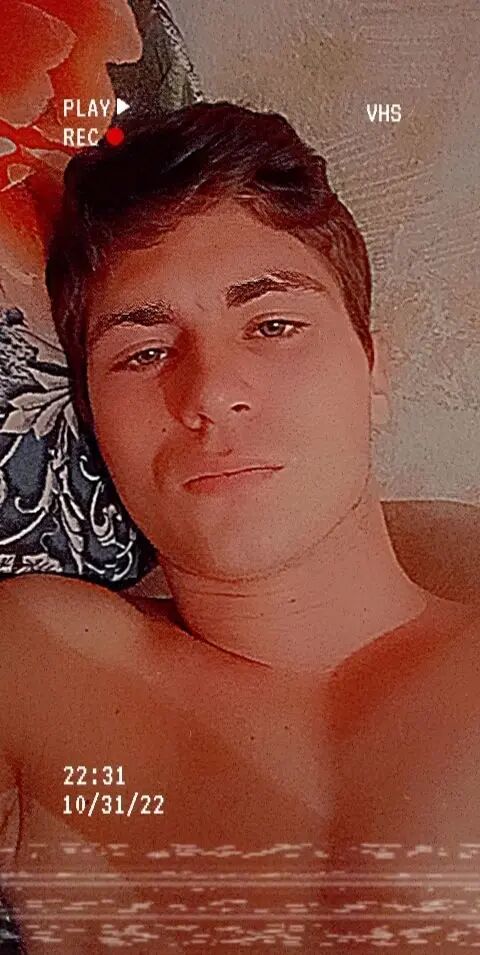  36656978  Stepan, 21 ,    