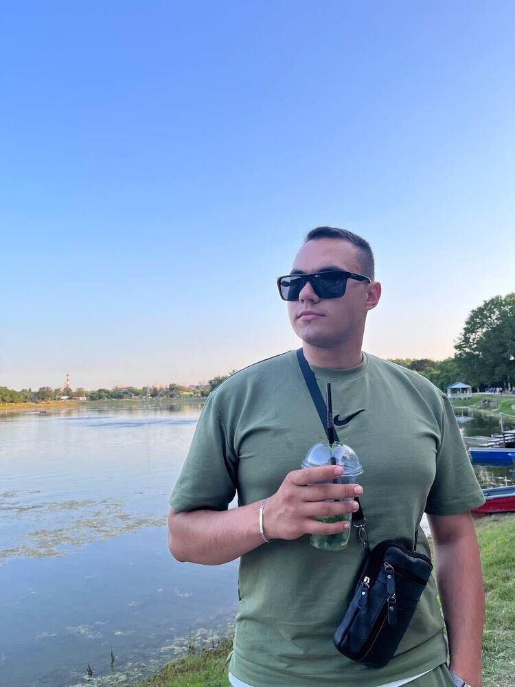  52605558  Bear, 27 ,    