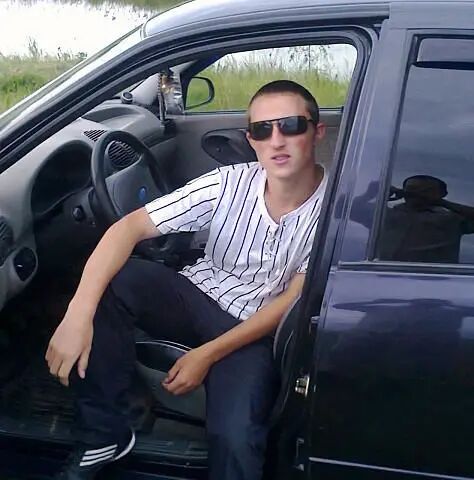  ,   Maxim, 32 ,   ,   