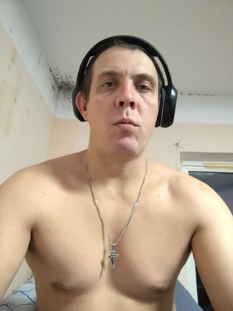  48528578  , 34 ,    -
