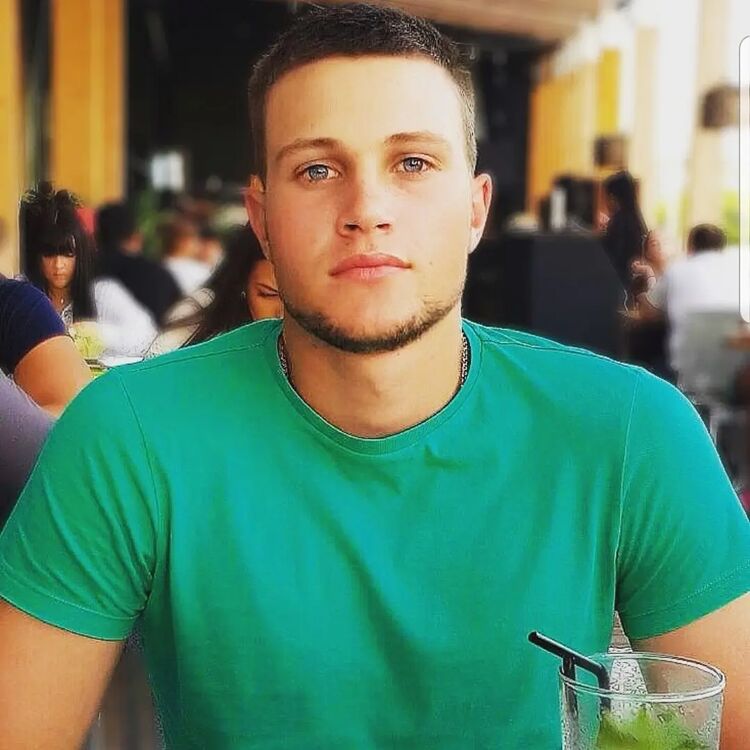 ���� 39379528 ������� �����, 37 ���, ���� ���������� � ������������