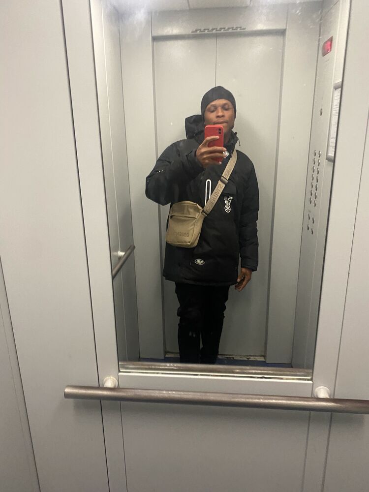  ,   Victor, 27 ,   ,   