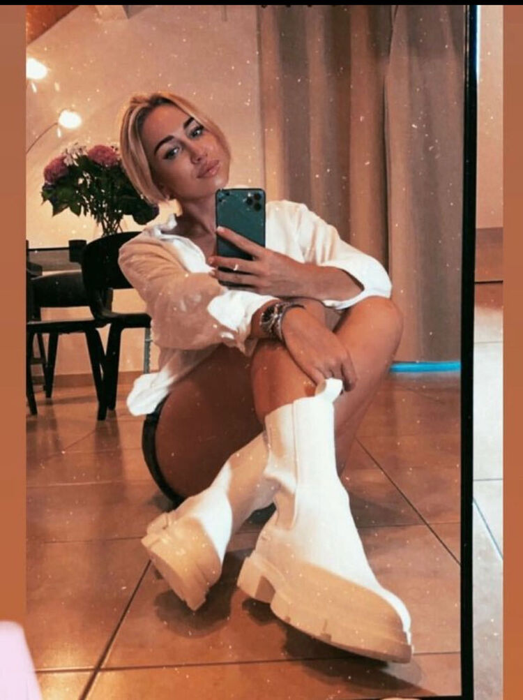  52974488  Arida, 32 ,    