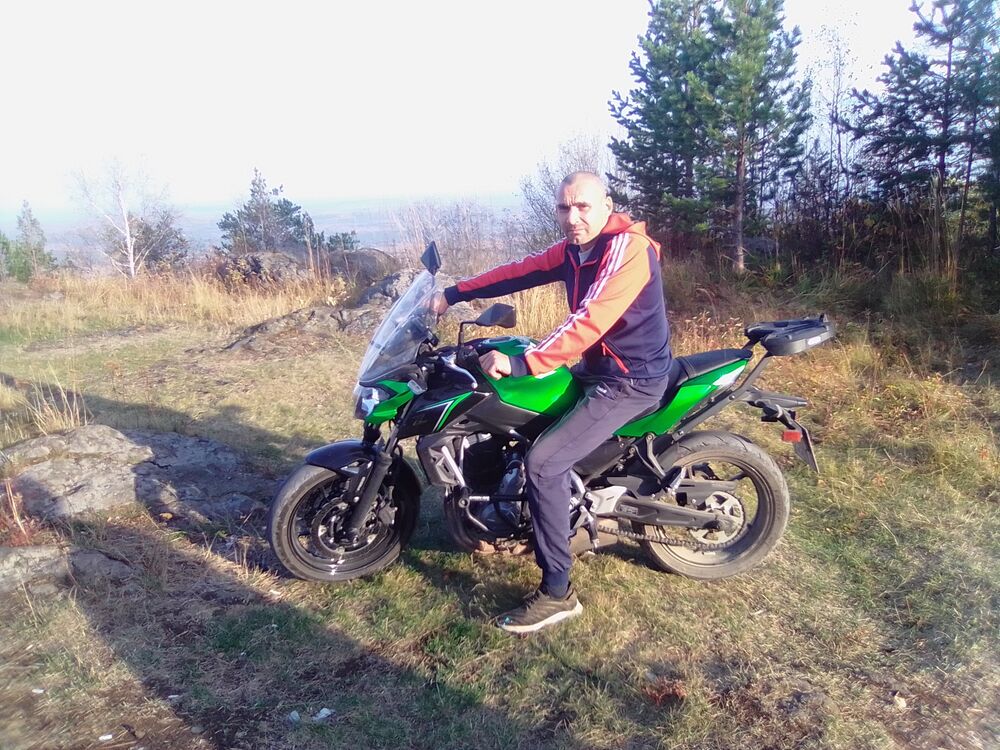 35108618  , 42 ,    