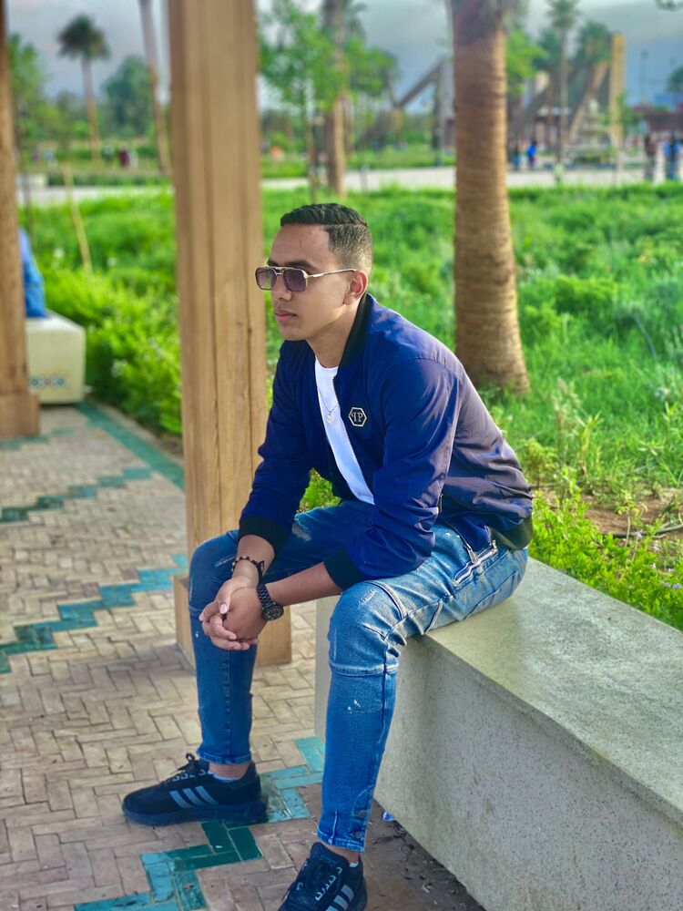  ,   Zaki, 26 ,   ,   