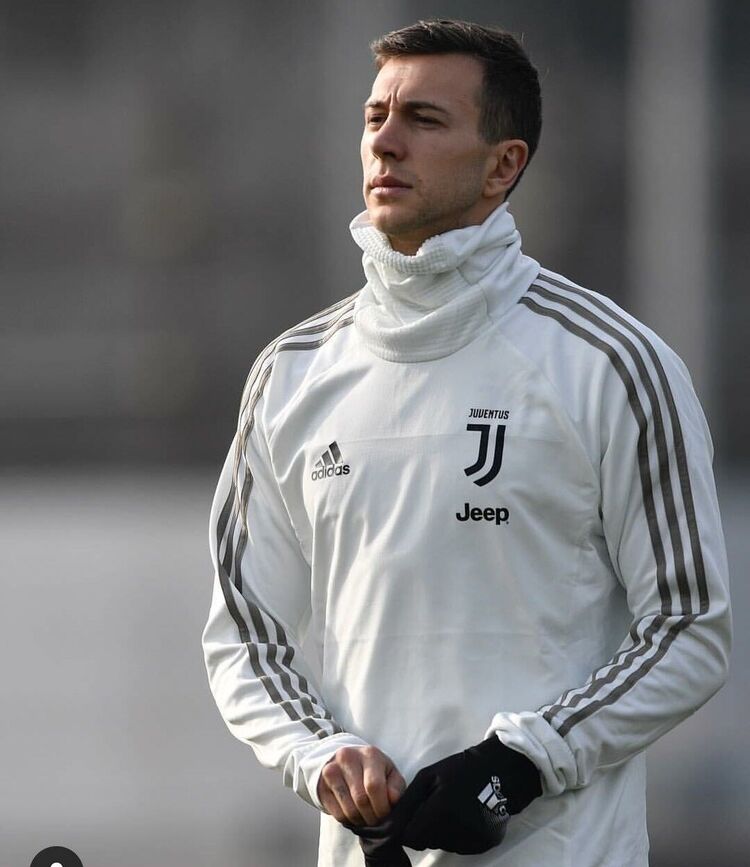 ���������� �������, ���� ����� Asyl, 25 ���, ������������ ��� ������, ����� � ���������