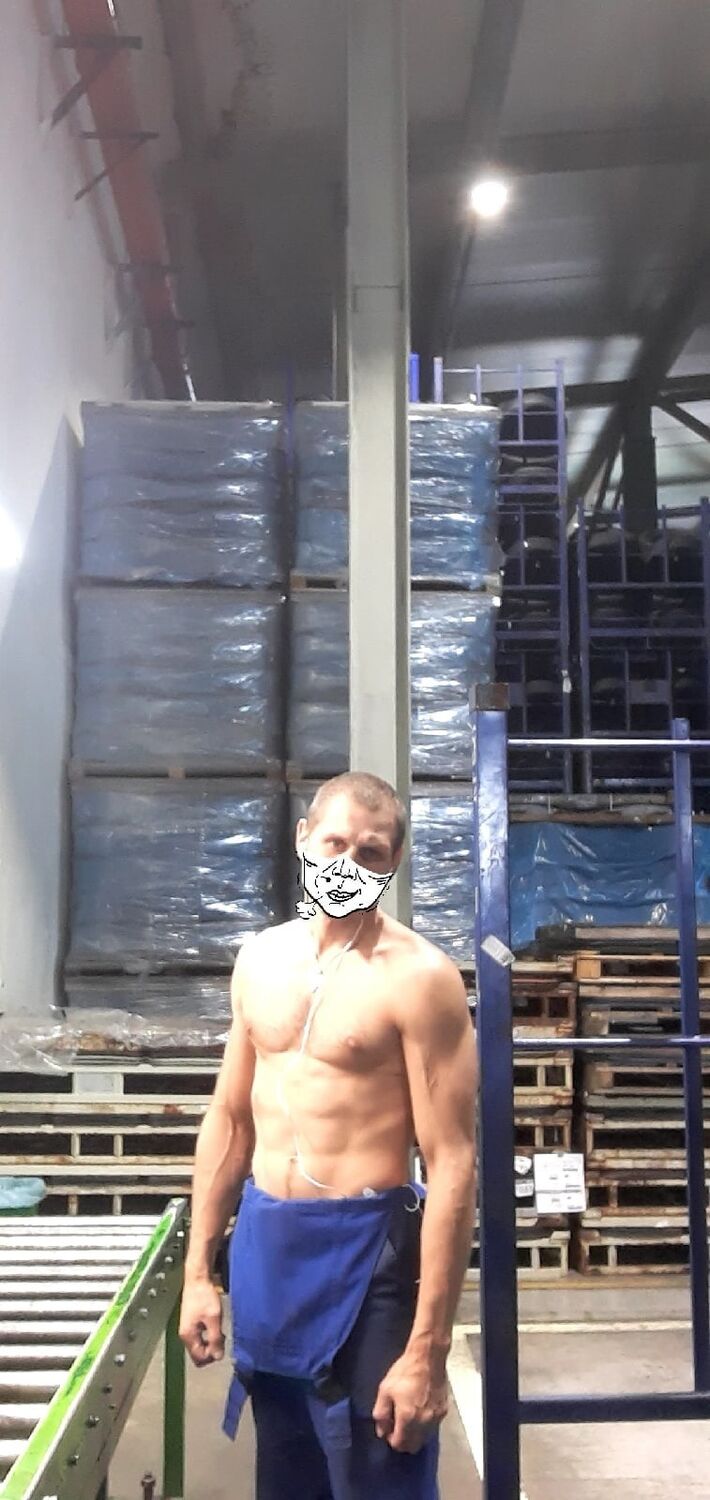  48403828  , 36 ,    