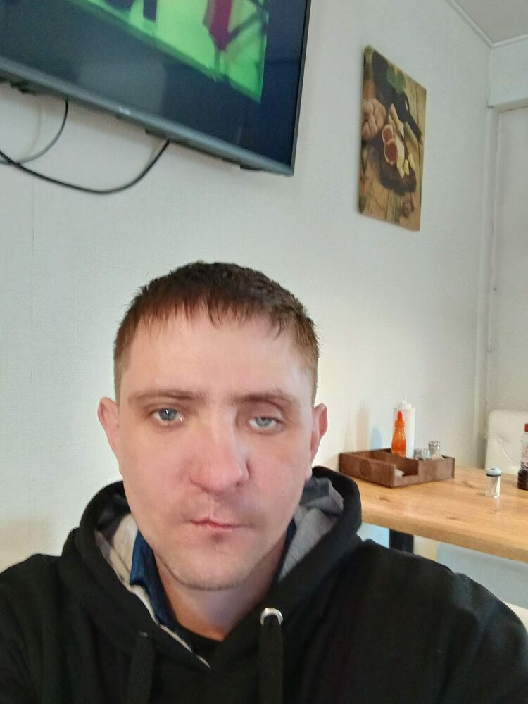  52377558  , 38 ,    