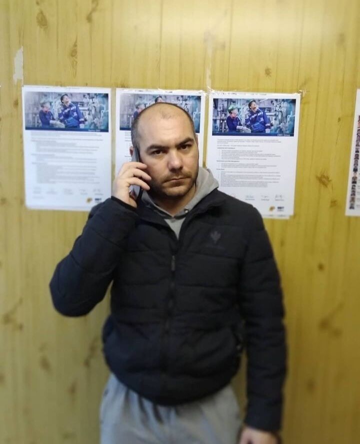  46139388  , 37 ,    